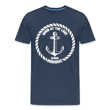 Lade das Bild in den Galerie-Viewer, Born At The Lake - Herrenshirt - navy
